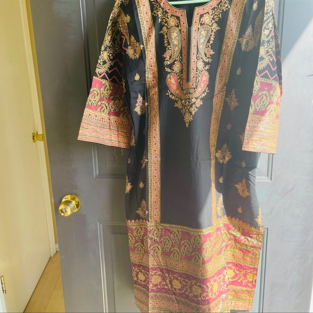 Néw beautiful Pakistani Indian dress